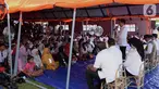 Presiden Joko Widodo berdialog dengan pengungsi korban gempa di Universitas Darussalam, Kecamatan Tulehu, Kabupaten Maluku Tengah (29/10/2019). Mereka yang mengungsi merupakan penyintas gempa Magnitudo 6,5 yang mengguncang wilayah Maluku pada 26 September 2019 lalu. (Liputan6.com/Biro Pers)