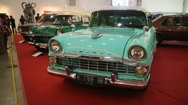 Mobil klasik kustom di Kustomfest 2018.