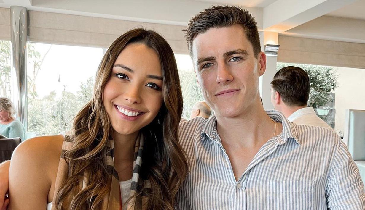 Ini adalah foto kebersamaan Annisa Rawles dan Nick Hugh saat masih pacaran. Menilik dari laman Instagramnya, foto tersebut diunggah Agustus 2022 dan merupakan foto pertama yang diunggah Annisa di Instagramnya. Diketahui foto tersebut diambil saat momen ulang tahun Amanda Rawles yang ke 22 tahun. Hadiri acara ulang tahun calon adik ipar, Nick sudah dekat dengan keluarga Annisa. (Liputan6.com/IG/@annisarawles)