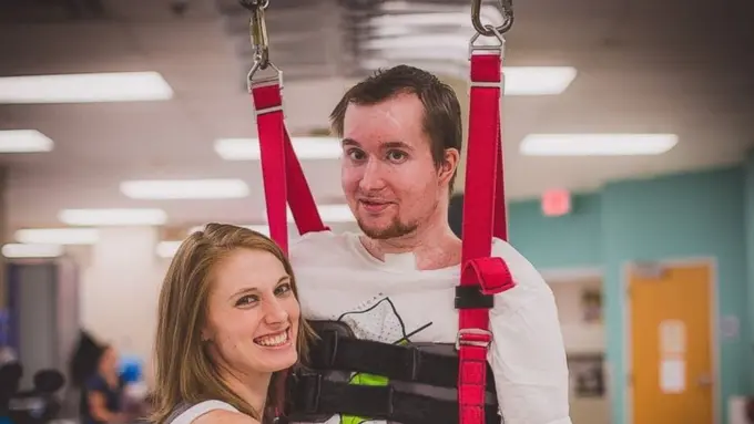 Setelah 6 Tahun, Akhirnya Kami Bisa Berdansa Tanpa Kursi Roda