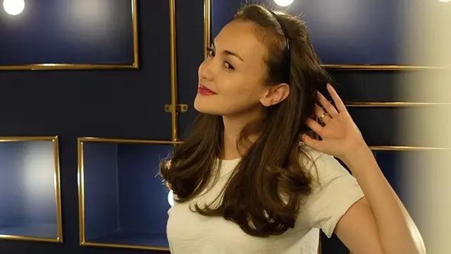 7 Pesona Rianti Cartwright, Tetap Awet Muda di Usia 36 Tahun