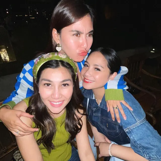 Nagita Slavina bersama Nisya dan Syahnaz (Instagram/syahnazs)