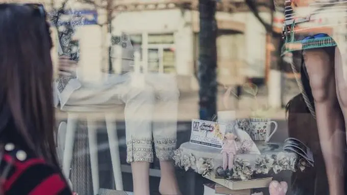 Diskon Hari Kartini/copyright unsplash.com