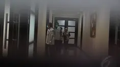 Petugas KPK menggeledah kantor Kementerian Agama di Lapangan Banteng, Jakarta, Kamis (22/5/14). (Liputan6.com/Johan Tallo)