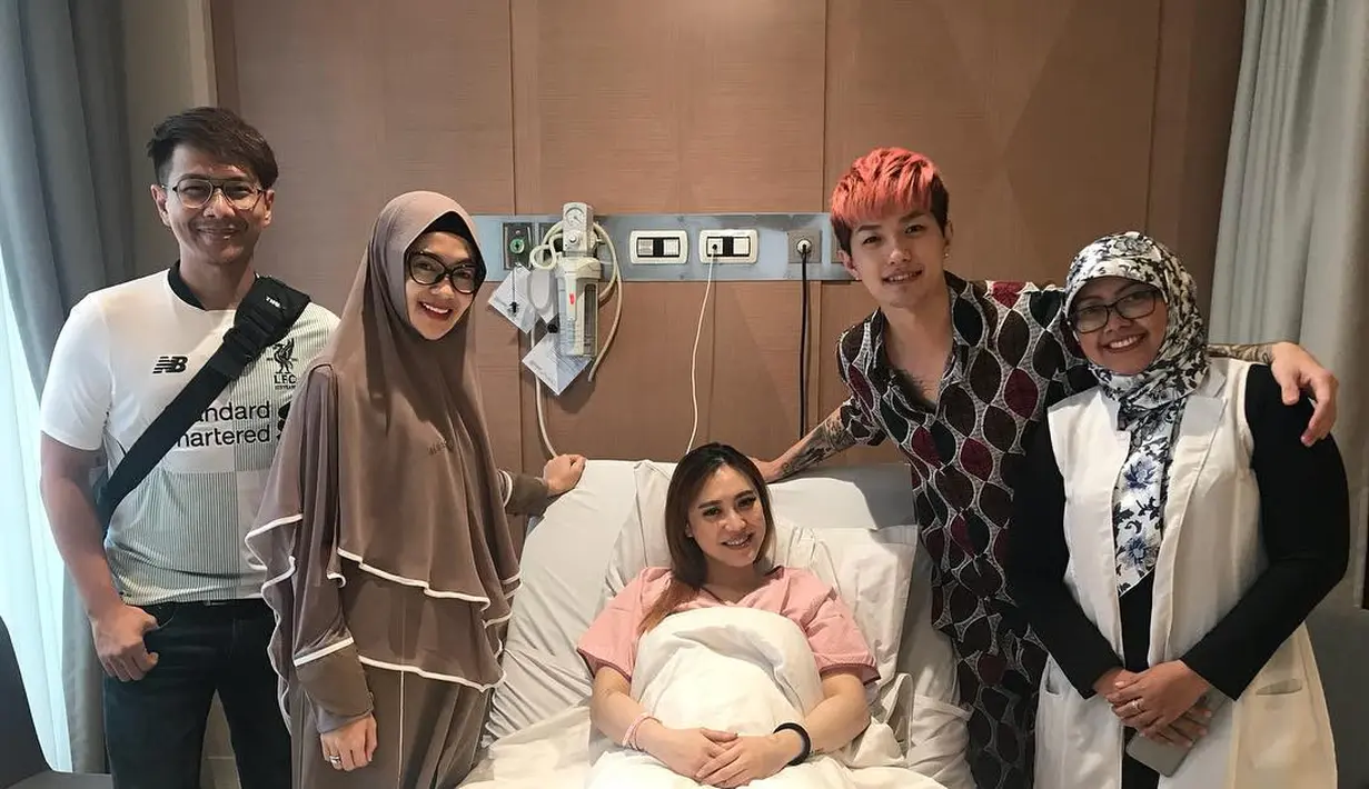 Lee Jeong Hun-Moa Aeim