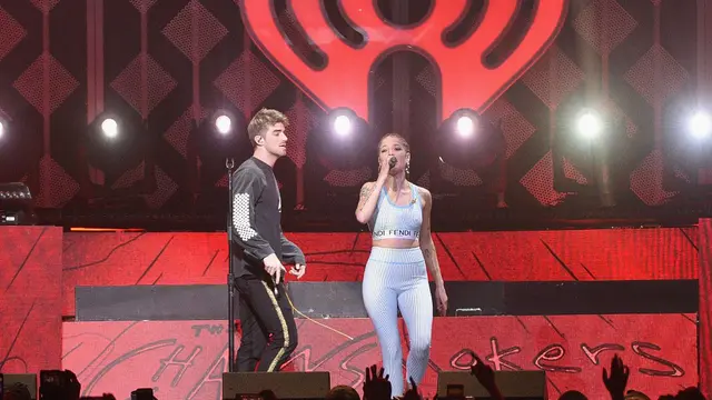 The Chainsmokers dan Halsey