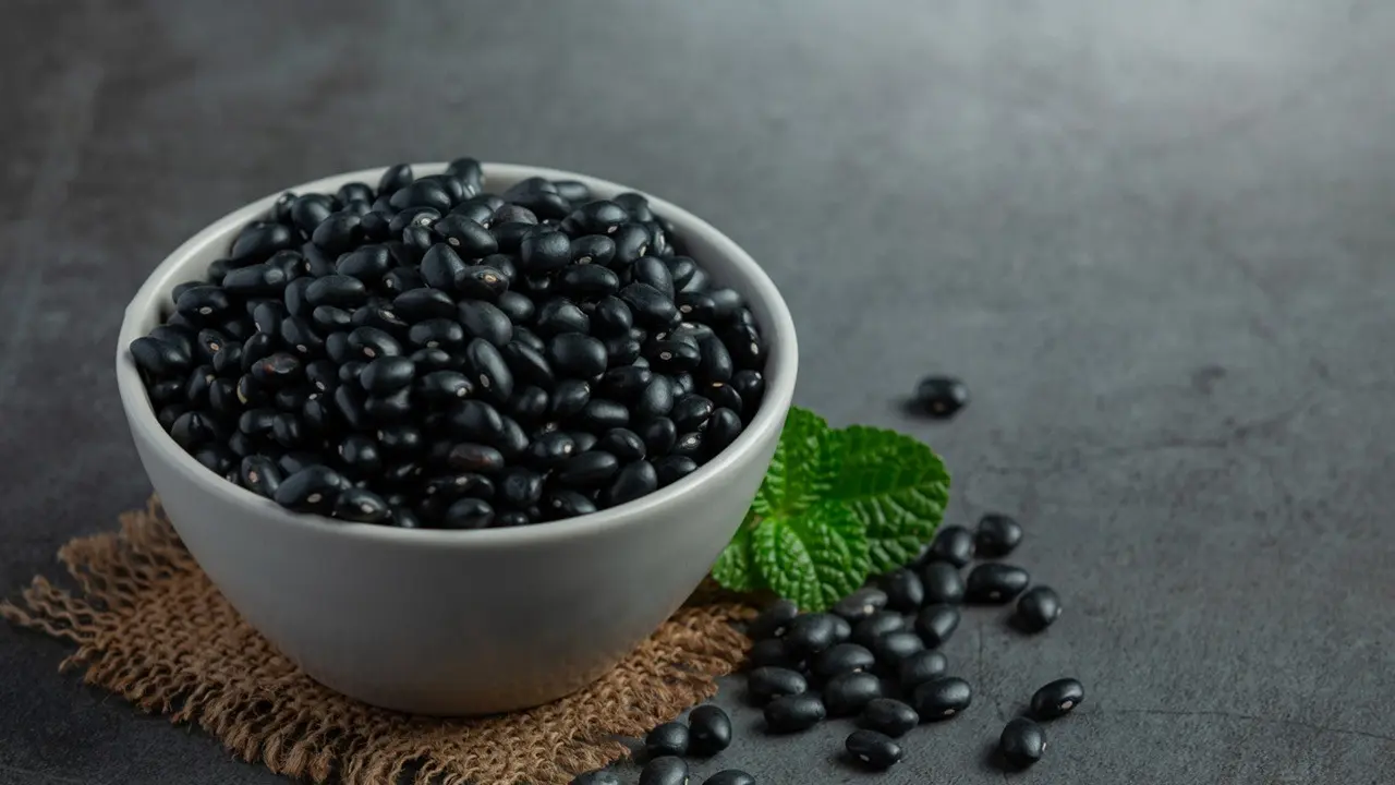 Manfaat Kacang Hitam