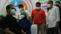 BPJAMSOSTEK melalui perwakilan Kantor Cabang se-Jakarta Timur menggelar kegiatan vaksinasi di Gedung Gelanggang Remaja Pulo Gadung, Jakarta Timur. Kegiatan ini mulai dilaksanakan pada hari Jumat (27/8) dan berlangsung selama 3 hari hingga Minggu (29/8).
