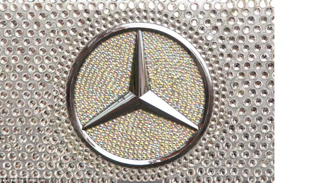 mobil berlian swarovski