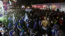 Liputan6.com bersama Nex Media gelar nonton bareng  Liga Premier, Tanah Kusir, Jakarta, Minggu (27/4/2014)(Liputan6.com/Faizal Fanani).