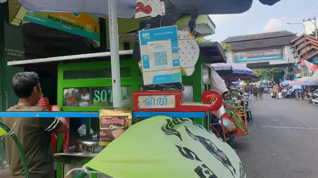 Dari Jakarta ke Jogja, Penjual Dawet Ini Bertahan Menjalankan Usaha Selama 15 Tahun