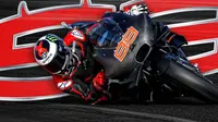 Jorge Lorenzo, akan diperkenalkan secara resmi sebagai pebalap baru Ducati berbarengan dengan peluncuran motor Desmosedici GP17 pada Jumat (20/1/2017). (Bola.com/Twitter/lorenzo99)