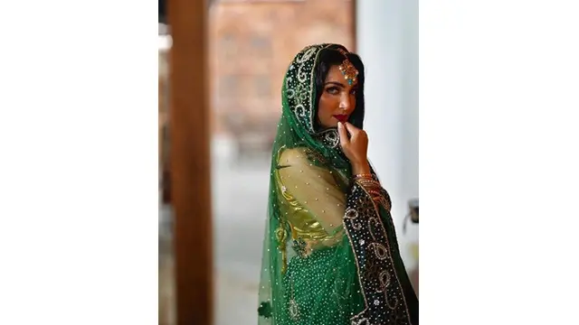 7 Potret Ashanty Saat Kenakan Pakaian Bertema Indian Look, Bikin Pangling