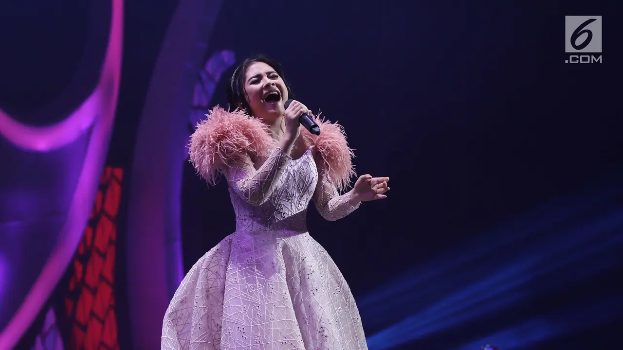 Prilly Latuconsina-Armada Band-HUT SCTV