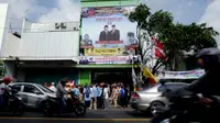 Posko BPN Prabowo-Sandi terletak tak jauh dari kediaman pribadi Presiden Jokowi.(Liputan6.com/Fajar Abrori)
