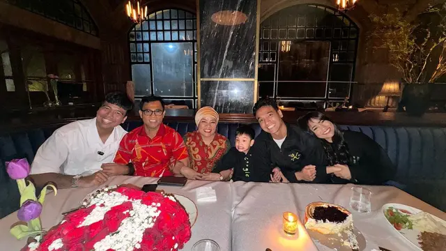 Potret perayaan ulang tahun Fadly Faisal yang ke-24 (Sumber: Instagram/@opah_faisal)