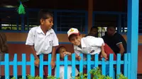 Anak-anak di SD YPK Waupnour, Biak, Papua (Liputan6.com/Yulia Lisnawati)