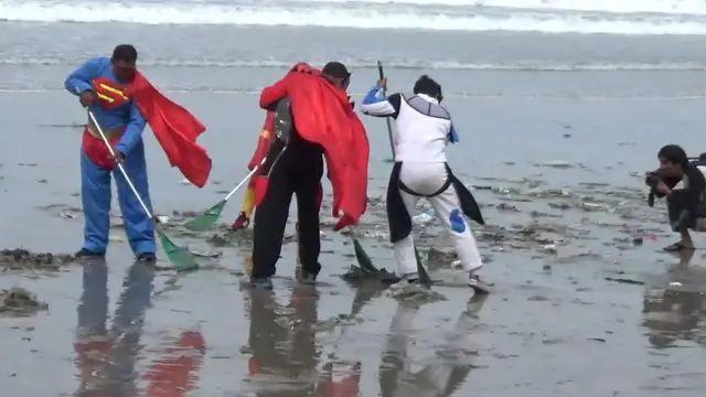 Superhero di Pantai Kuta