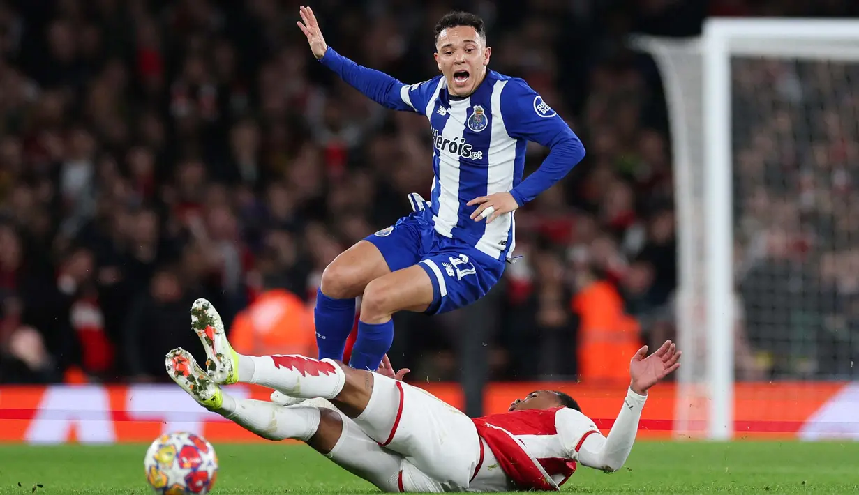The Gunners berhasil menjegal langkah Porto lewat drama adu penalti. (Adrian DENNIS/AFP)