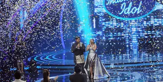 Setelah melewati serangkaian panjang, akhirnya kompetisi Indonesian Idol 2018 sampai pada puncaknya. Senin (23/4/2018) telah diumumkan satu nama yang lahir sebagai pemenang, yakni Maria Simorangkir. (Deki Prayoga/Bintang.com)