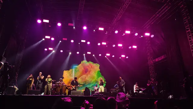 MALIQ & D'Essentials
