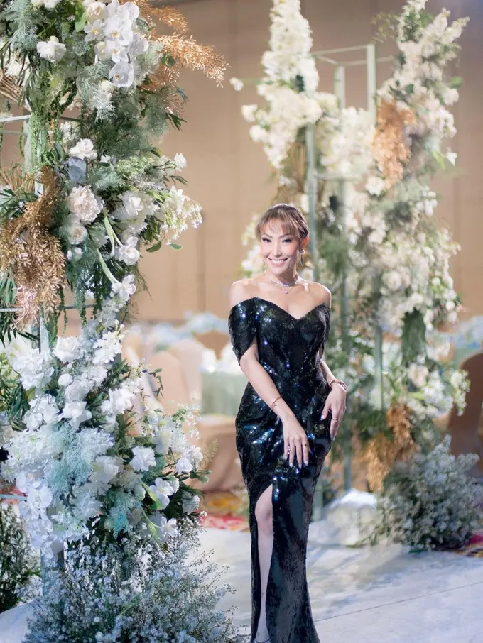 Sebelum menikah, Ayu Dewi sempat dekat dan jalin hubungan asmara dengan Nicholas Saputra?