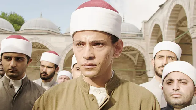 Tawfeek Barhom sebagai Adam dalam film Boy From Heaven. (Foto: Dok. Atmo/ Memento/ Bufo/ KlikFilm)