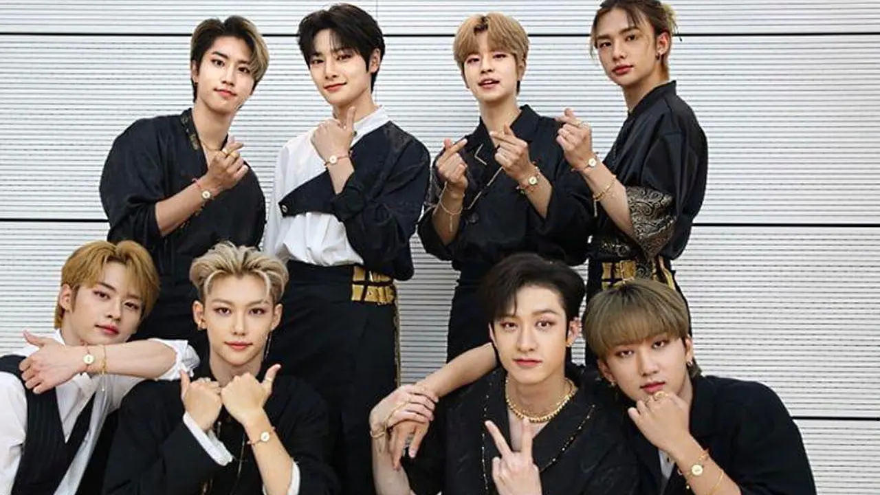 Stray Kids