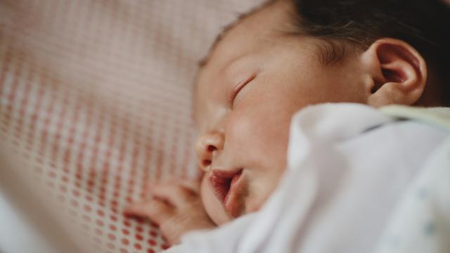 Ilustrasi bayi perempuan