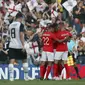 Para pemain Inggris merayakan gol Marcus Rashford saat melawan Kosta Rika pada laga uji coba di Elland Road Stdium, Leeds, Inggris, (7/6/2018). Inggris menang 2-0.  (AP/Scott Heppell)