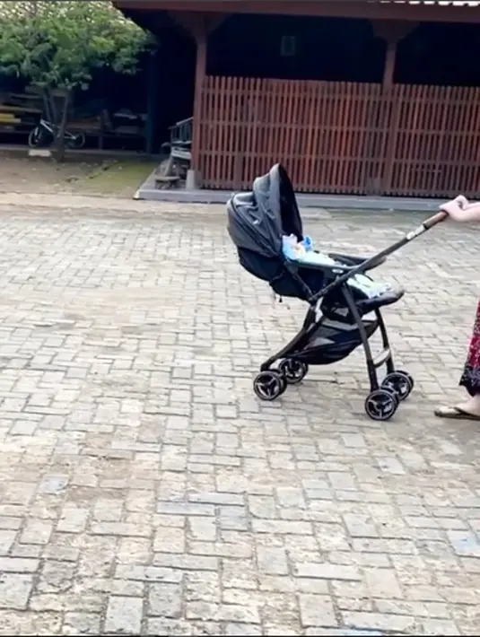 Mandra dan istri (Instagram/mildrajuwita)