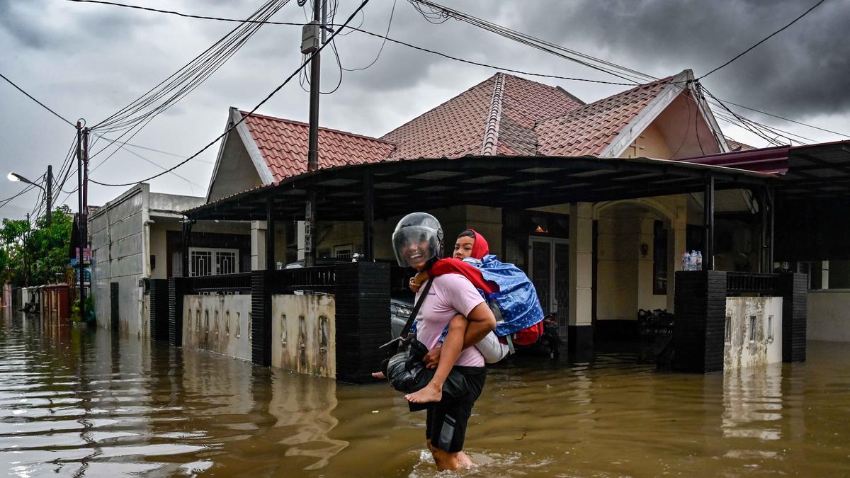 IDAI Sorot Kebutuhan Anak-Anak Korban Banjir Bandang Sumatera, Mulai dari Popok hingga Pakaian Layak