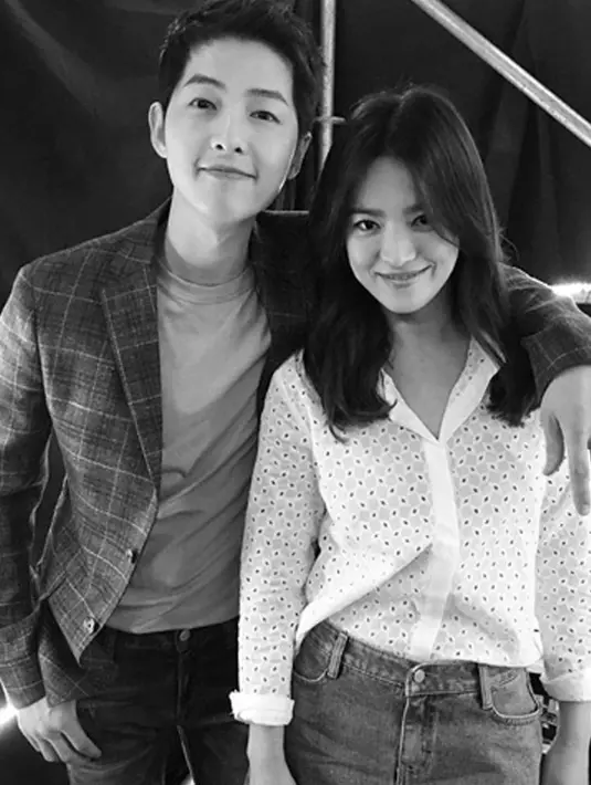 Song Joong Ki mengaku bahwa dirinya sangat menggagumi sosok Song Hye Kyo. (Liputan6.com/IG/kyo1122)