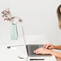 Ternyata kebiasaan duduk terlalu lama dapat mengakibatkan berbagai dampak buruk bagi tubuh./copyright pexels/Moose Photos