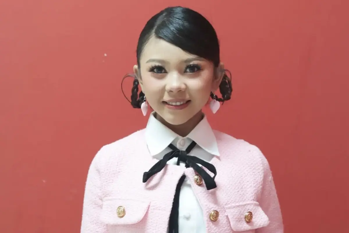 Keysha Dangdut Academy 8