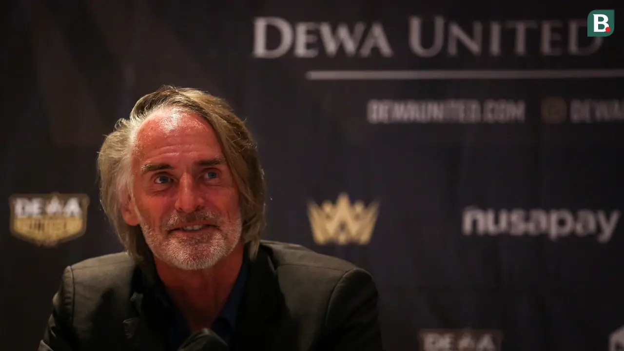 Konferensi Pers Perkenalan Pelatih Baru Dewa United Jan Olde Riekerink untuk BRI Liga 1 2022/2023