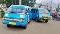 Angkutan kota atau mikrotel di kawasan Pasar Gadang, Kota Malang. Pemprov Jawa Timur membebaskan pajak kendaraan bermotor bagi angkot dan ojek online selama 19 September 31 Desember 2022 sebagai perlindungan dampak kenaikan BBM (Liputan6.com/Zainul Arifin)&nbsp;