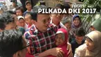 Tim pemenangan Ahok-Djarot mengeluarkan peraturan selama musim kampanye Pilkada Jakarta. Bagi para kaum hawa, tim melarang mencium Ahok saat berfoto.