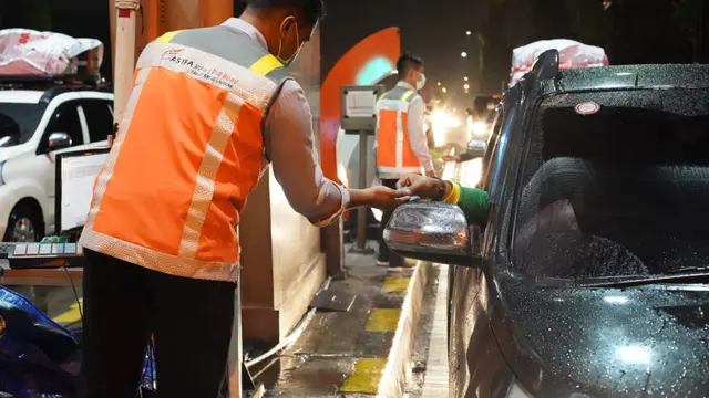 Suasana Gerbang Tol (GT) Merak pada musim mudik Lebaran 2022, Kamis (28/4/2022). (dok PT Marga Mandala Sakti)