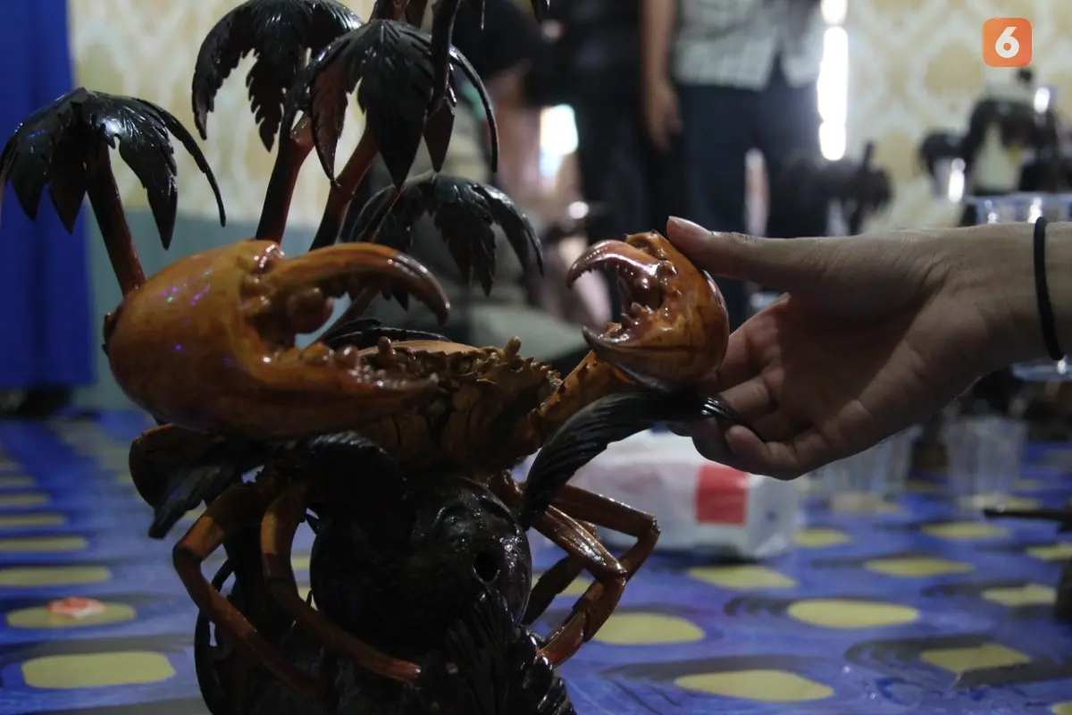 Kerajinan dari limbah kepiting