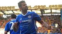 Striker Chelsea Diego Costa merayakan gol ke gawang West Bromwich Albion dalam lanjutan Premier League di Stamford Bridge, London, Minggu (11/12/2016). (AFP/Justin Tallis)