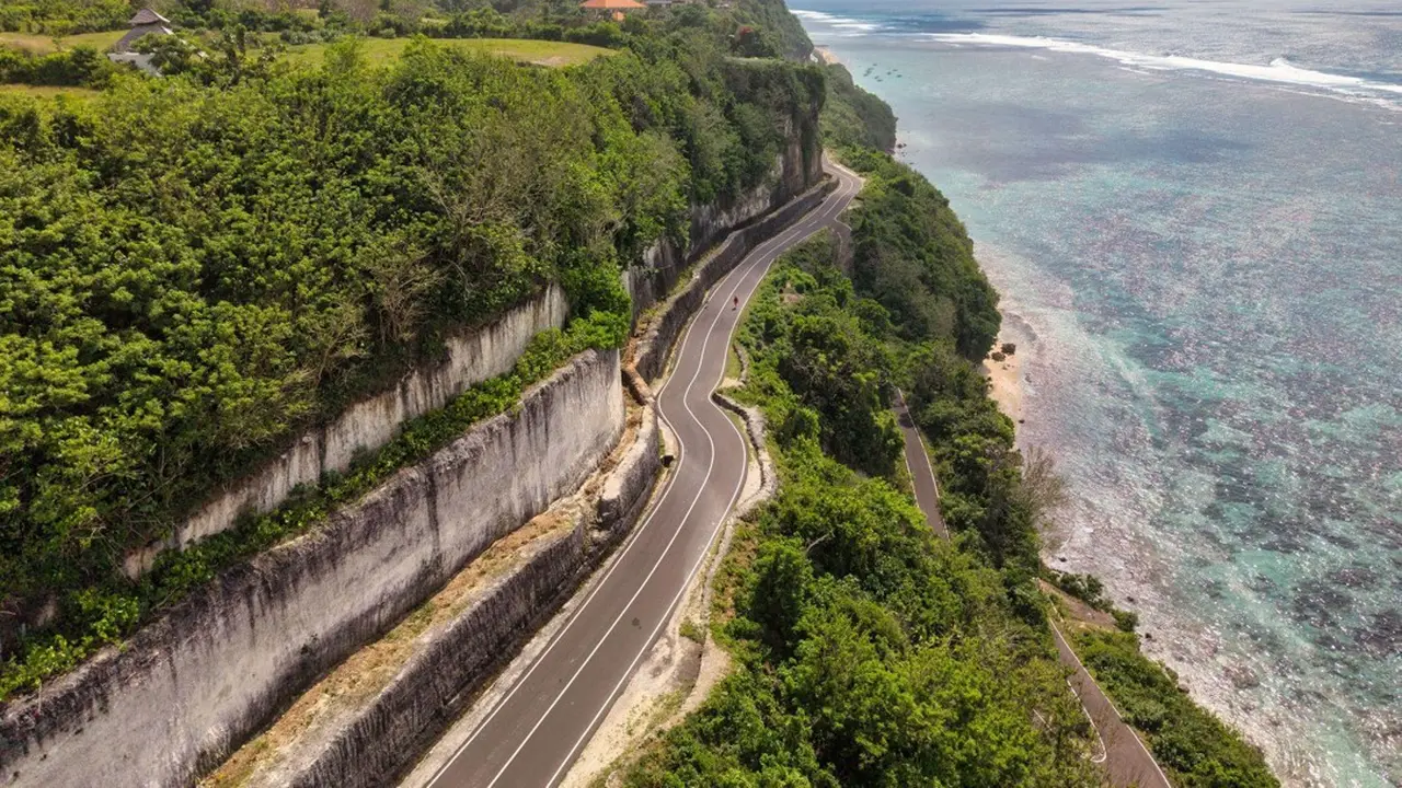 7 Destinasi Wisata yang Bisa Ditempuh dengan Dua Jam Berkendara Dari Denpasar