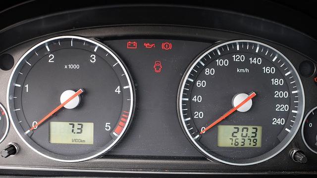 Indikator Mobil - Image by face-4 from Pixabay