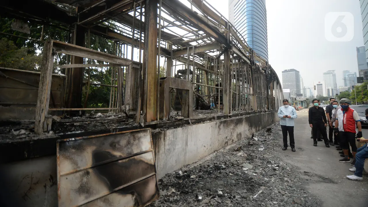 Anies Baswedan Tinjau Lokasi Halte
