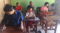 Siswa di Sekolah Anugerah, Karanganyar, Jawa Tengah