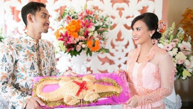  Makna  Filosofis Roti Buaya Dalam Pernikahan  Adat  Betawi  