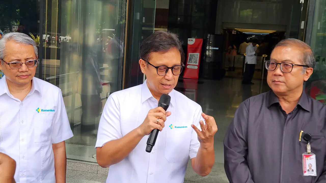 Menteri Kesehatan (Menkes), Budi Gunadi Sadikin, saat mengunjungi gedung Komisi Pemberantasan Korupsi (KPK) pada Kamis (6/3)