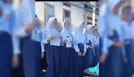 Viral Siswi Berhijab di Luwu Nyanyi Lagu Rohani, Ini Kronologinya