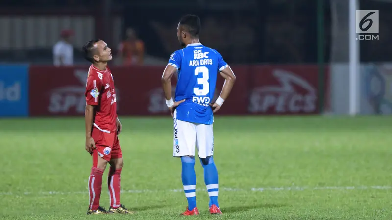 Momen Persahabatan di Laga Persija vs Persib