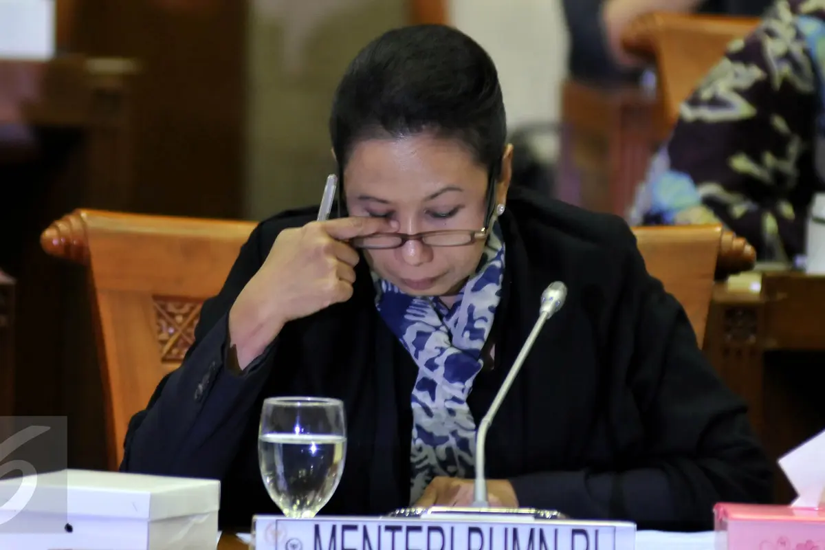 Untuk menyelesaikan masalah di Pertamina, Menteri Rini memilih langsung berkonsultasi dengan Presiden RI Joko Widodo.